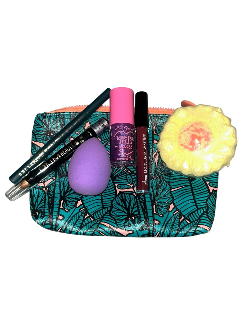 Cosmetic bundle with pouch